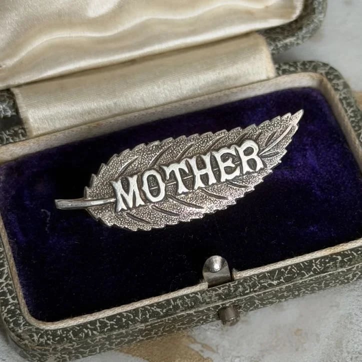 Antique Silver Mother Leaf Brooch Etched Pin Edwardian