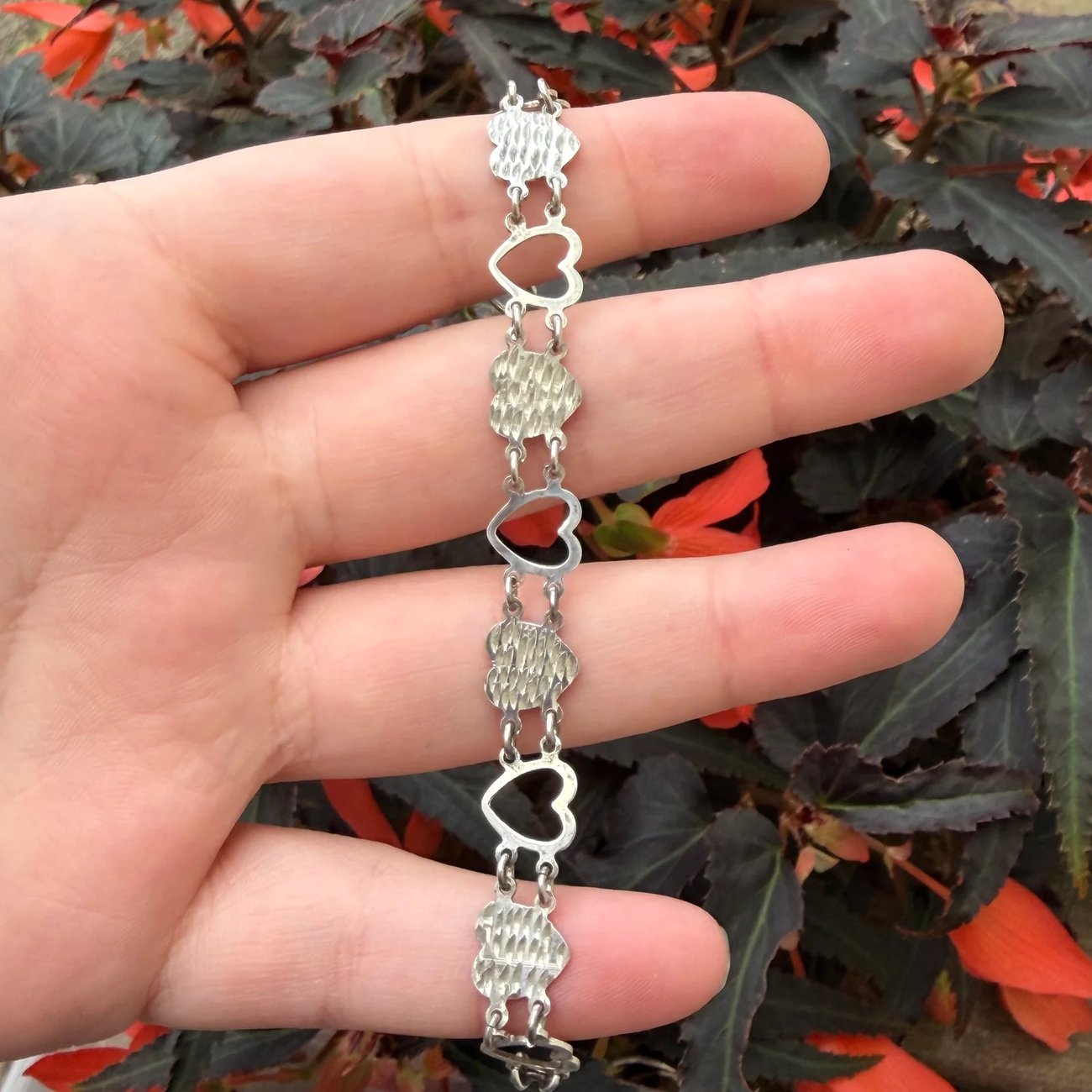 Vintage Sterling Silver Open Heart Diamond Cut Panel Bracelet Cute  - 2