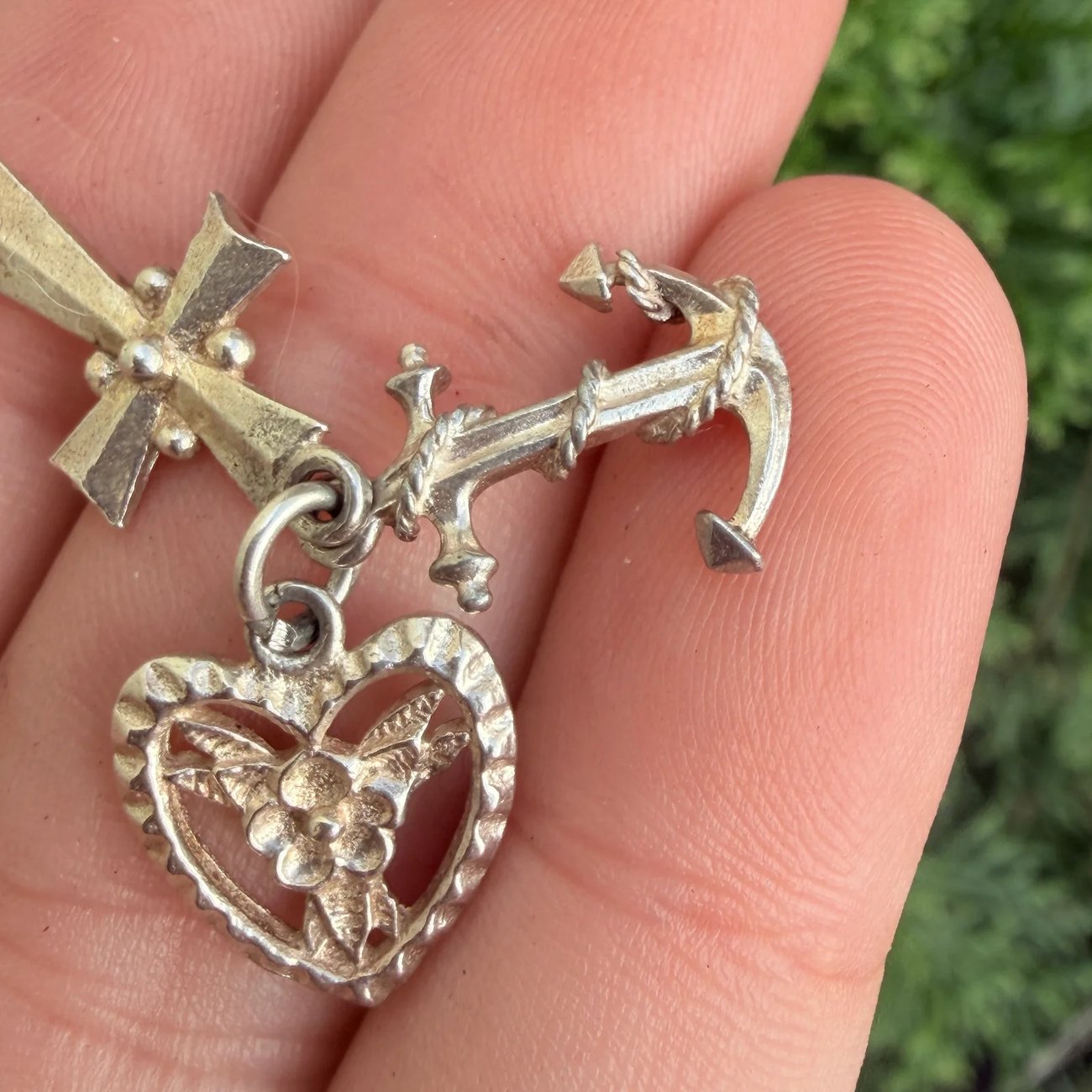 Vintage Silver Faith Charity Hope Charm Pendant Heart Cross Anchor - 2