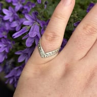 Vintage Sterling Silver Wishbone Ring Floral Engraved Band Lucky Stacking Chevron