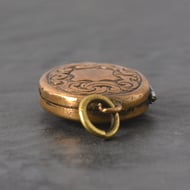Antique Victorian Gilt Brass Locket Engraved Scrollwork Photo Pendant Oval - 8