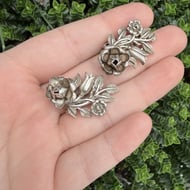 Vintage Silver Rose Floral Clip On Earrings Bouquet Statement Dimensional Pair - 2