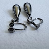 Vintage Silver Teardrop Drop Earrings Screw Back Polished Puffy Dangle Pair - 6