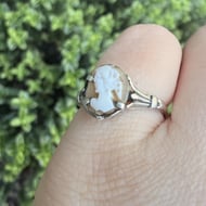 Vintage  Silver Shell Cameo Ring