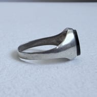 Vintage Silver Signet Ring Plain Oval Onyx Face  - 6