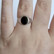 Vintage Silver Signet Ring Plain Oval Onyx Face  - 3