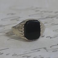 Vintage Sterling Silver Onyx Signet Ring Black Cushion Stepped Shoulders Vintage - 4
