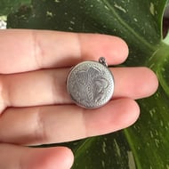 Vintage Sterling Silver Locket Round Engraved Thistle Scottish Photo Pendant Charm - 2