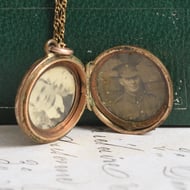 Antique Rolled Gold Locket Necklace Round Engraved Floral WWI Photo Chain - 4