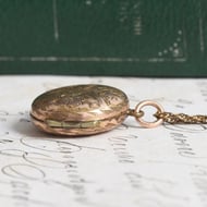 Antique Rolled Gold Locket Necklace Round Engraved Floral WWI Photo Chain - 5