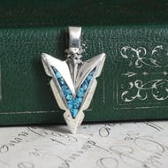 Southwestern Sterling Silver Arrowhead Pendant Turquoise Chip Inlay Arrow Boho Statement