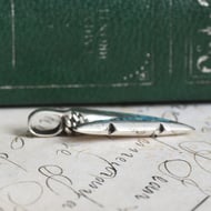 Southwestern Sterling Silver Arrowhead Pendant Turquoise Chip Inlay Arrow Boho Statement - 4