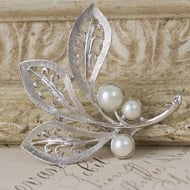 Vintage Sarah Coventry Silver Tone Leaf Brooch Faux Pearl Vintage Openwork Foliate Pin