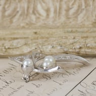 Vintage Sarah Coventry Silver Tone Leaf Brooch Faux Pearl Vintage Openwork Foliate Pin - 7