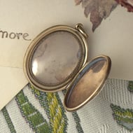 Antique Edwardian Locket 9ct Gold Front and Back Pendant - 4