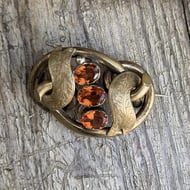 Antique Lovers Knot Victorian Glass Pinchbeck Etched Gold Tone Brooch - 4