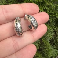 Vintage Sterling Silver Half Hoop Floral Lily Earrings  - 3
