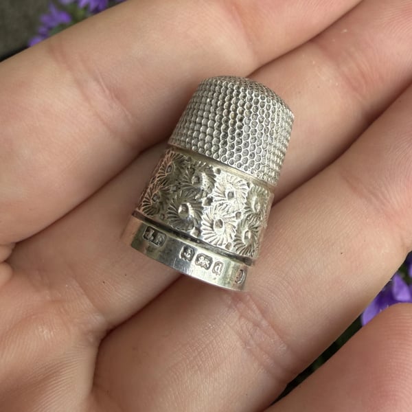 Antique Edwardian Sterling Silver Thimble 1903 Hallmarked James Fenton Floral - 2