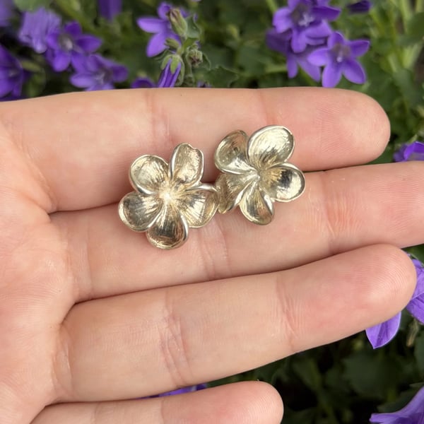 Sterling Silver 925 Plumeria Flower Stud Earrings Frangipani Brushed Floral