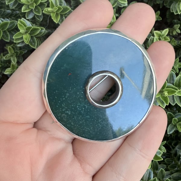 Antique Silver Bloodstone Disc Brooch Victorian Scottish Pebble Style Circle Donut - 2