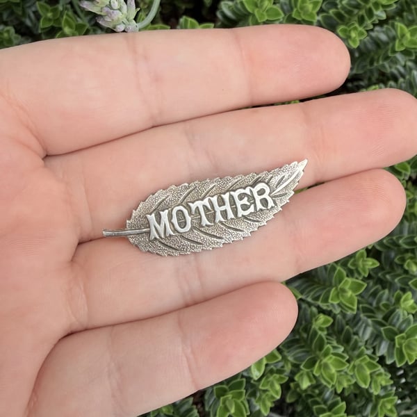 Antique Silver Mother Leaf Brooch Etched Pin Edwardian - 2
