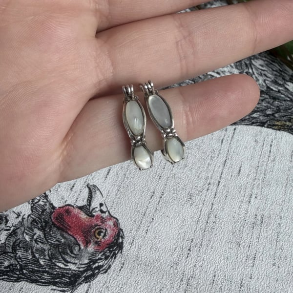 Vintage Chateau D'argent Sterling Silver Mother of Pearl Hoop Earrings 925 Chunky - 2