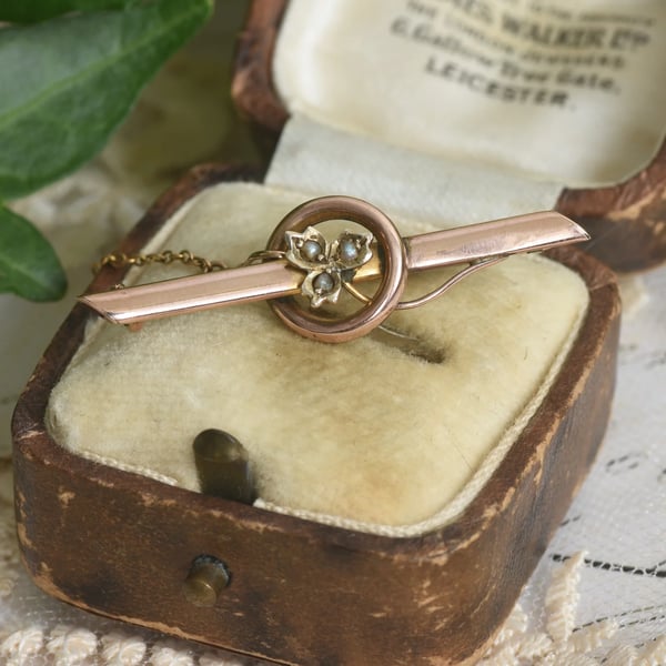 Antique Edwardian 9ct Rose Gold Bar Brooch Seed Pearl Ivy Leaf Victorian Pin
