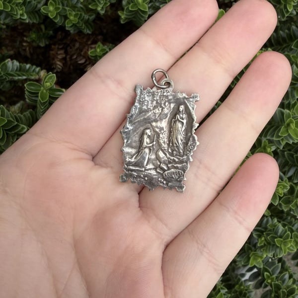 Antique Silver Our Lady of Lourdes Medal Pendant Virgin Mary Bernadette Grotto - 2