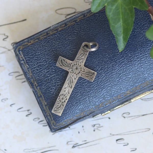 Antique Sterling Silver Cross Pendant Engraved Floral Edwardian Devotional Faith