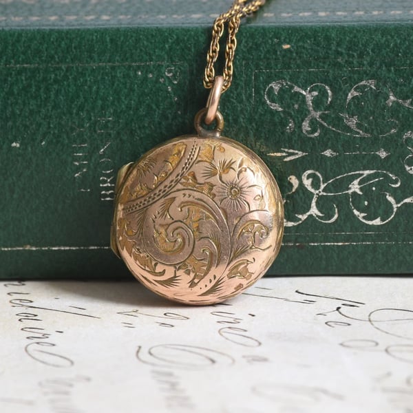 Antique Rolled Gold Locket Necklace Round Engraved Floral WWI Photo Chain