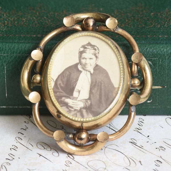 Antique Victorian Swivel Photo Brooch Double Sided Portrait Mourning Knot Scroll Frame