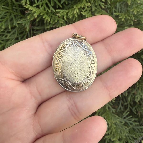 Antique Edwardian Locket 9ct Gold Front and Back Pendant - 2