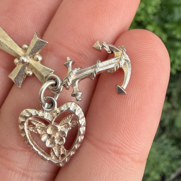 Vintage Silver Faith Charity Hope Charm Pendant Heart Cross Anchor - 2