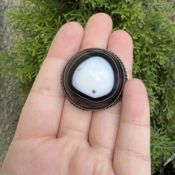 Antique Silver Bullseye Agate Brooch Round Cabochon