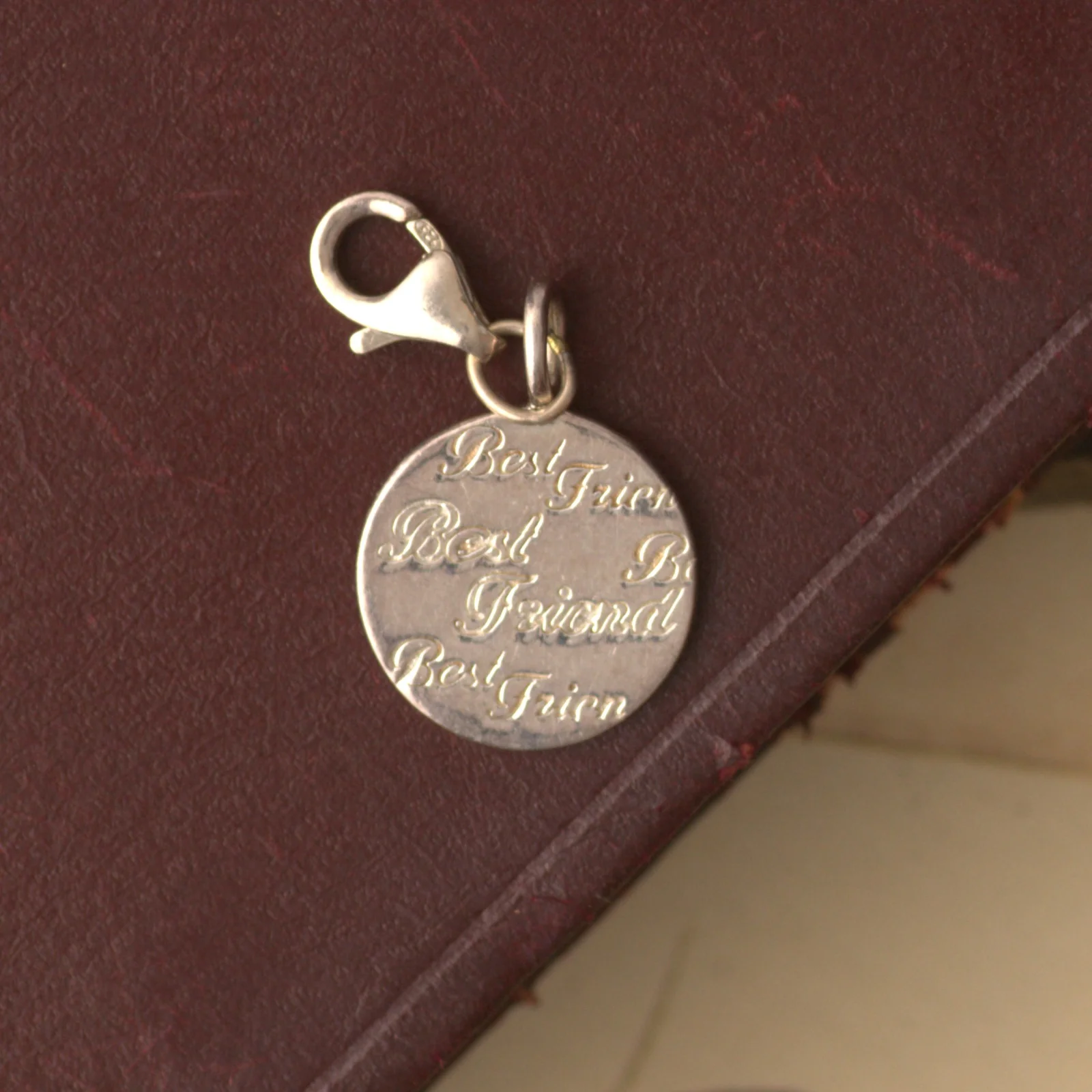 260929B-003 — 260929B-003-1.webp Sterling Silver Best Friend Charm Circular Pendant