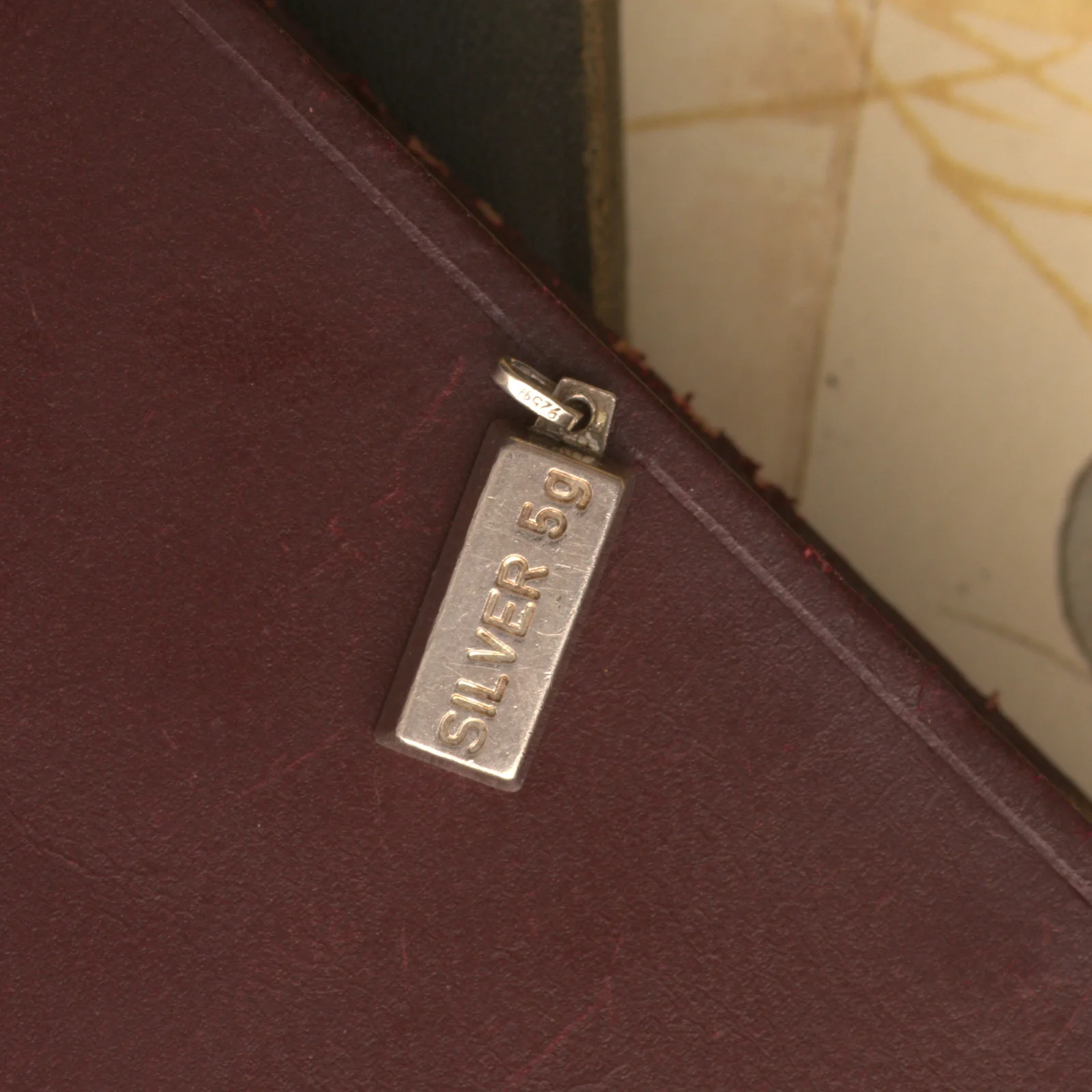 261003A-023 — 261003A-023-2.webp Vintage Silver 5g Charm Pendant Rectangle